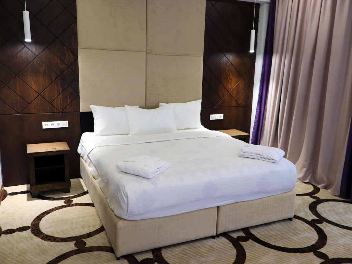 East Palace 4*