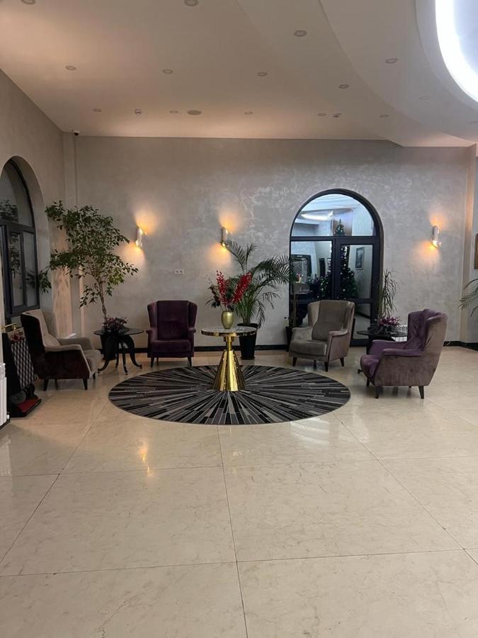 East Palace Otel Almatı